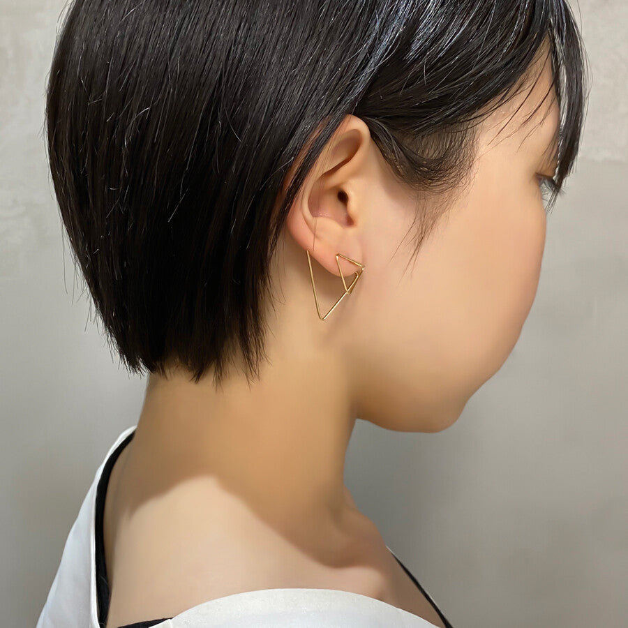 DOUBLE TRIANGLE EARRINGS GOLD